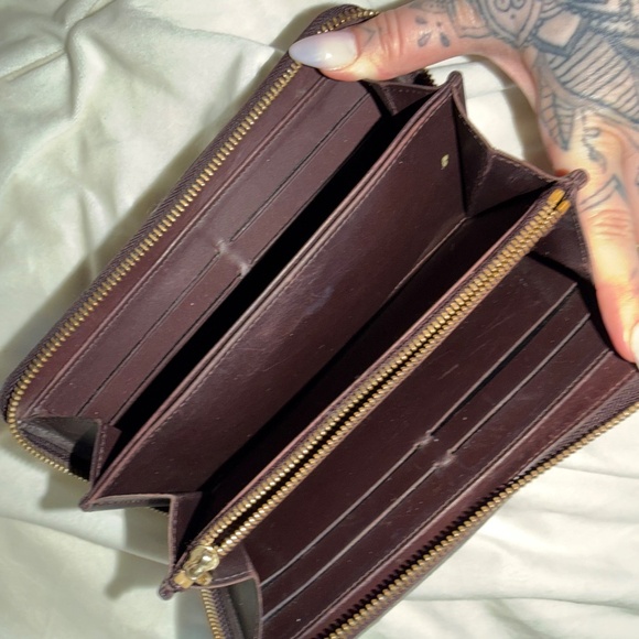 Louis Vuitton Vernis Zippy Wallet Burgundy Patent Leather - Picture 6 of 9